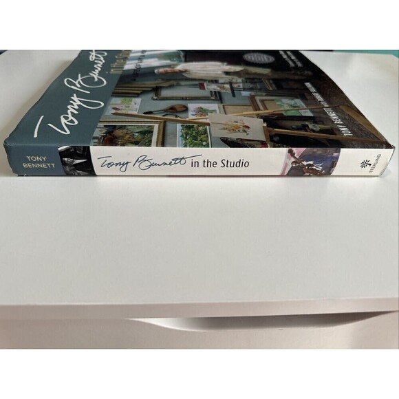 Tony Bennett In The Studio Life Art Music Painting Painter Hardcover w/CD (SEE) - Picture 5 of 8